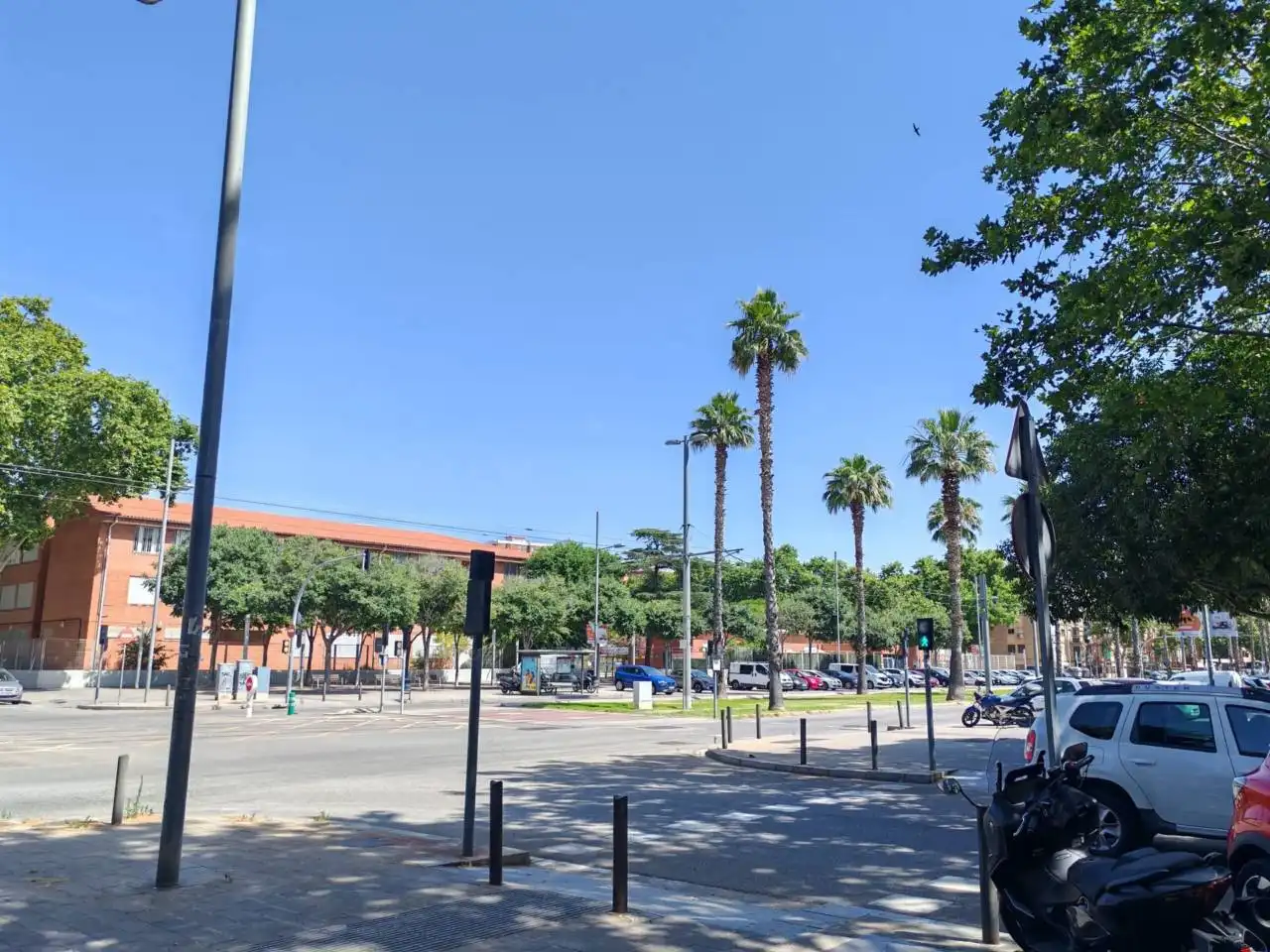 Außenansicht von Geschaftsraum zum Verkauf in Badalona