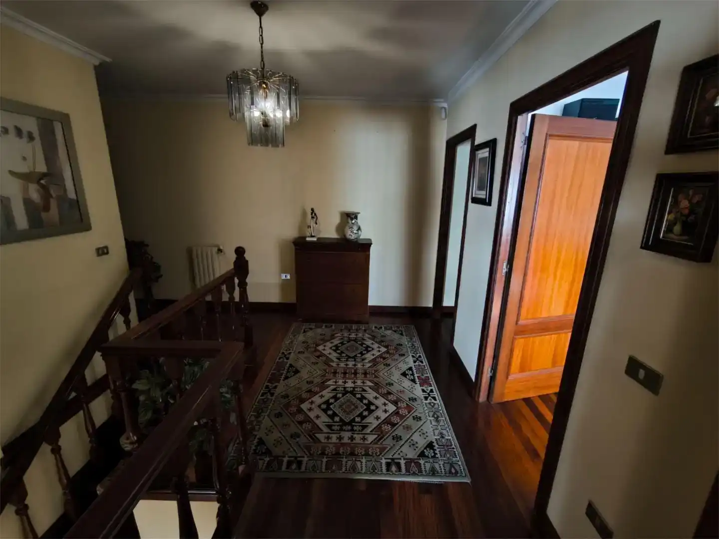 Casa adosada en venta en Vigo  con Parquet, Trastero y Amueblado