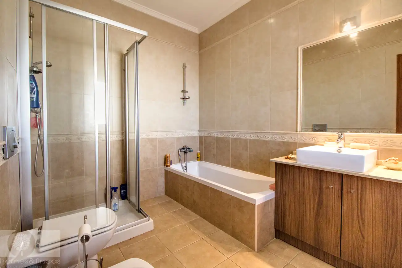 Chalet con piscina en venta en Calle López de Ayala, imagen 12