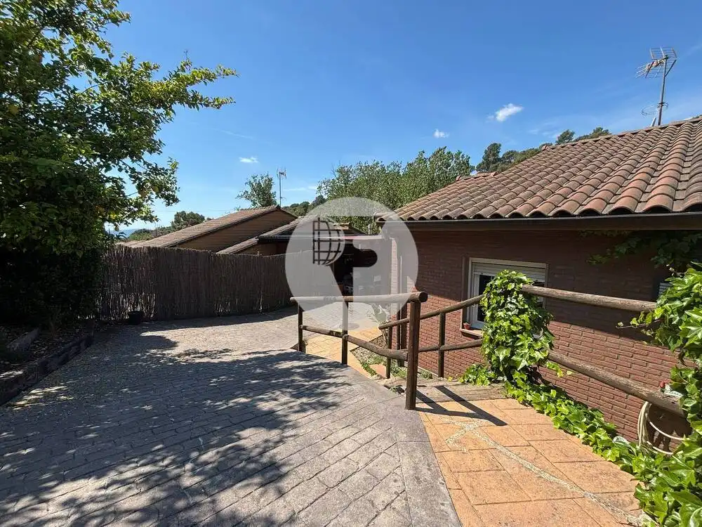 Exterior view of Detached homes for sale in L'Ametlla del Vallès  with Air Conditioner, Heating and Terrace