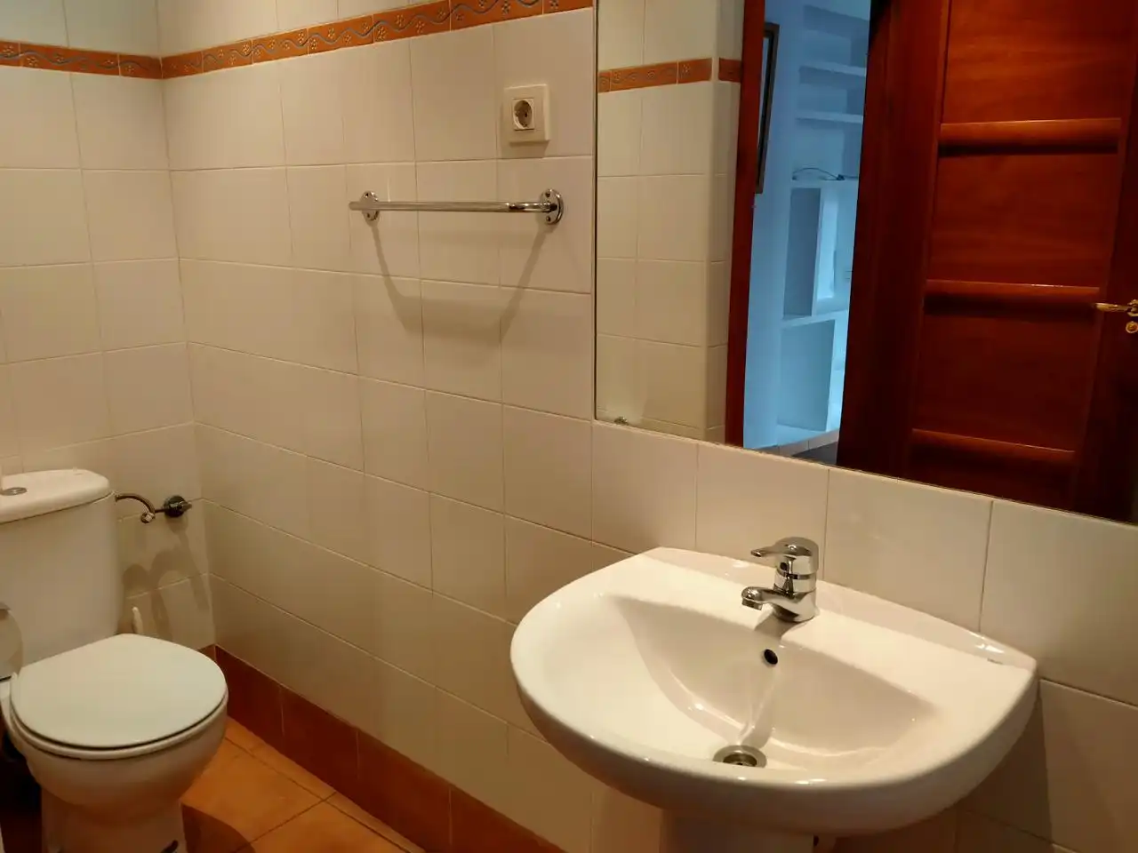 Flat for rent in Gotor, Consolación