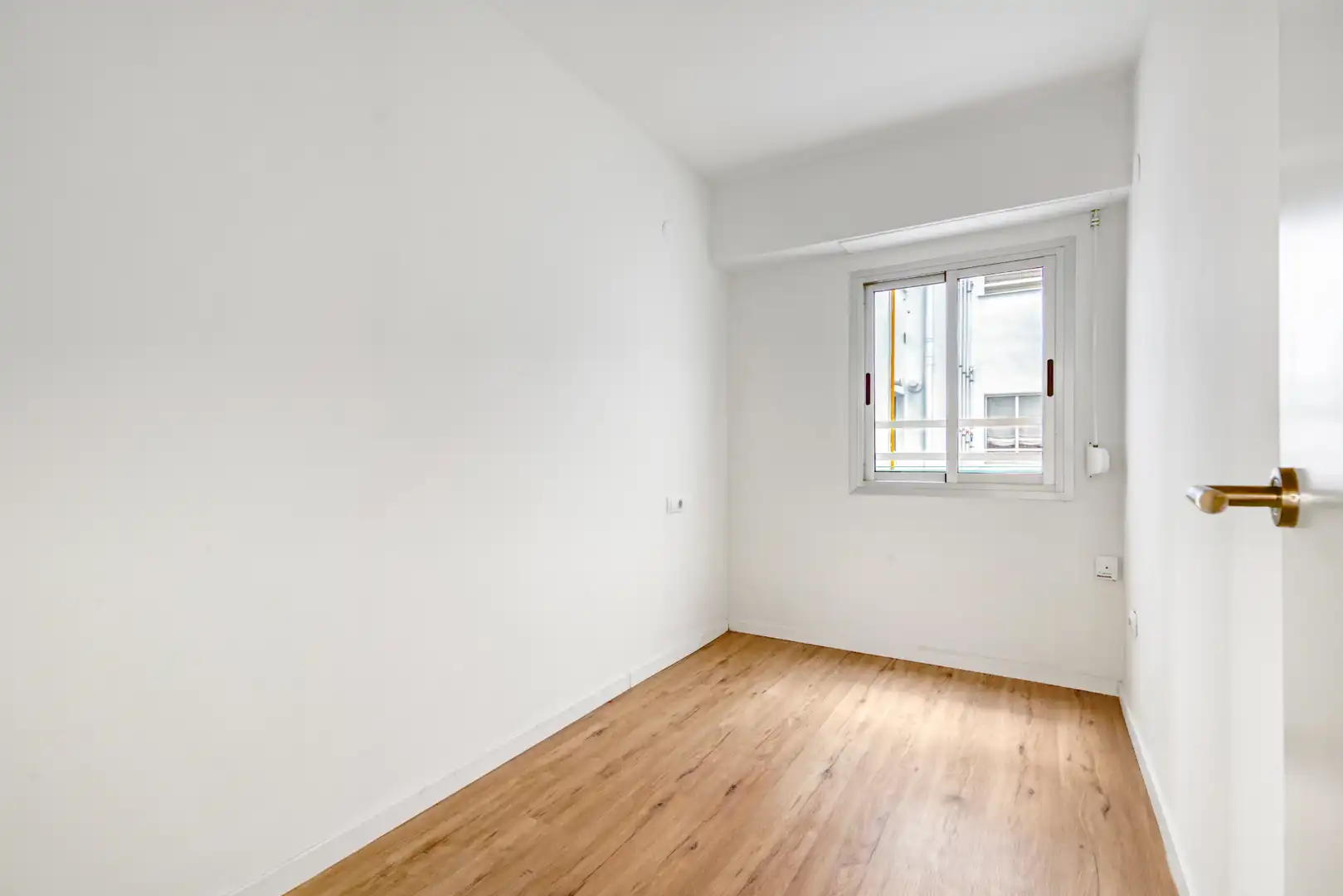 Habitación de Piso en venta en Valencia con Horno