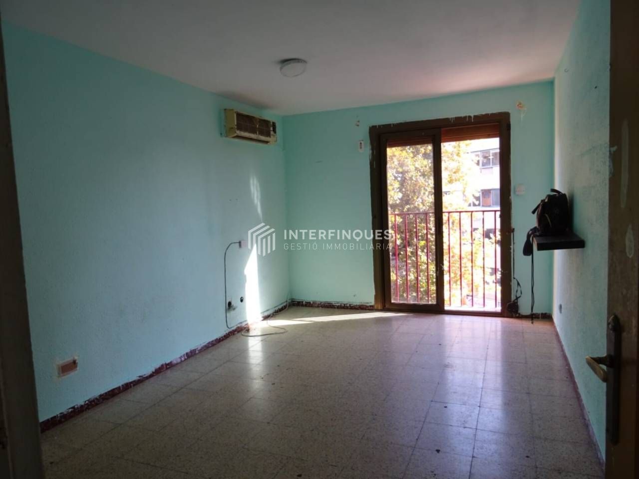 Dormitori de Pis en venda en Badalona