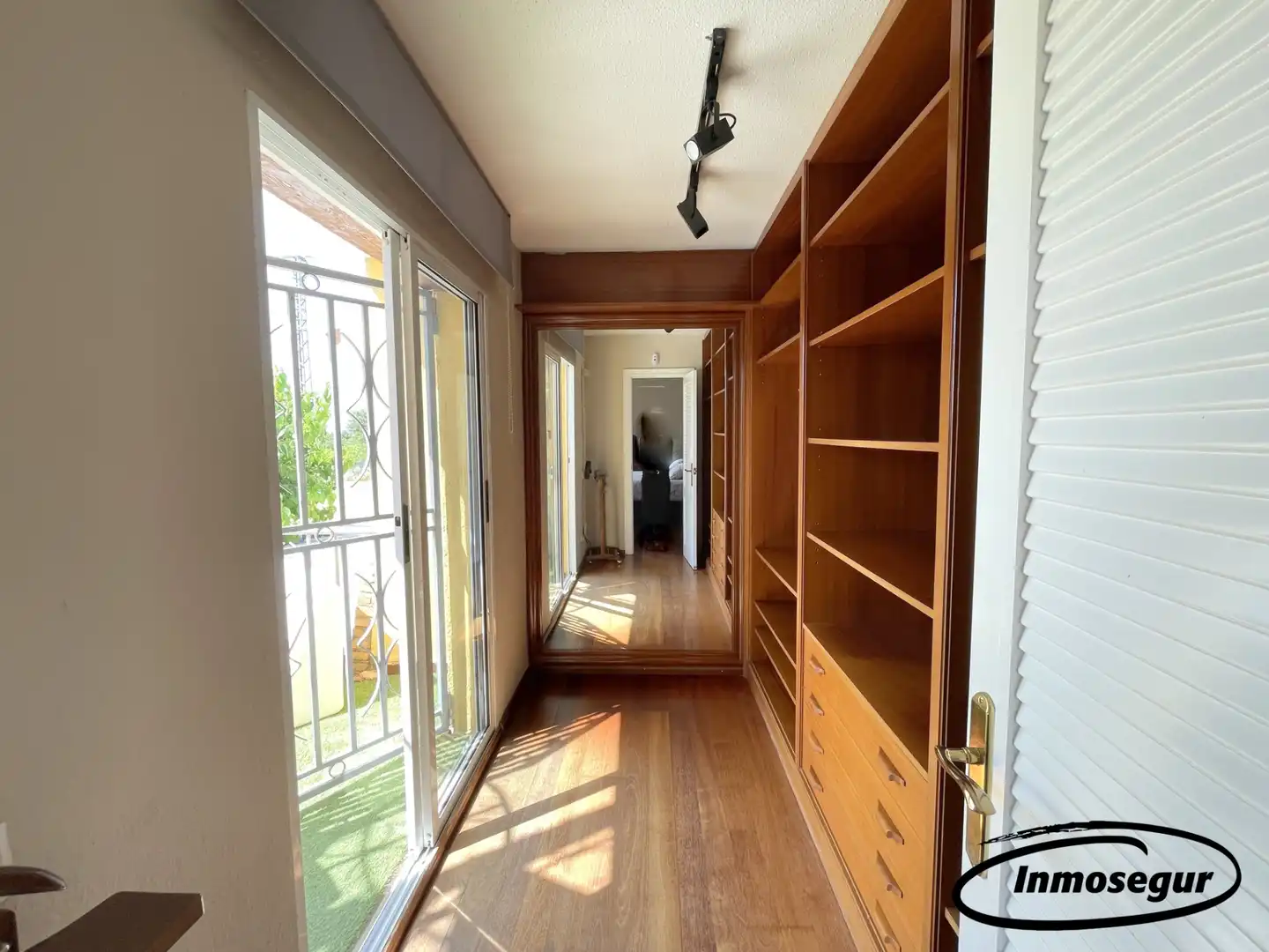 Country homes for sale in Salou  with Air Conditioner, Heating and Private garden
