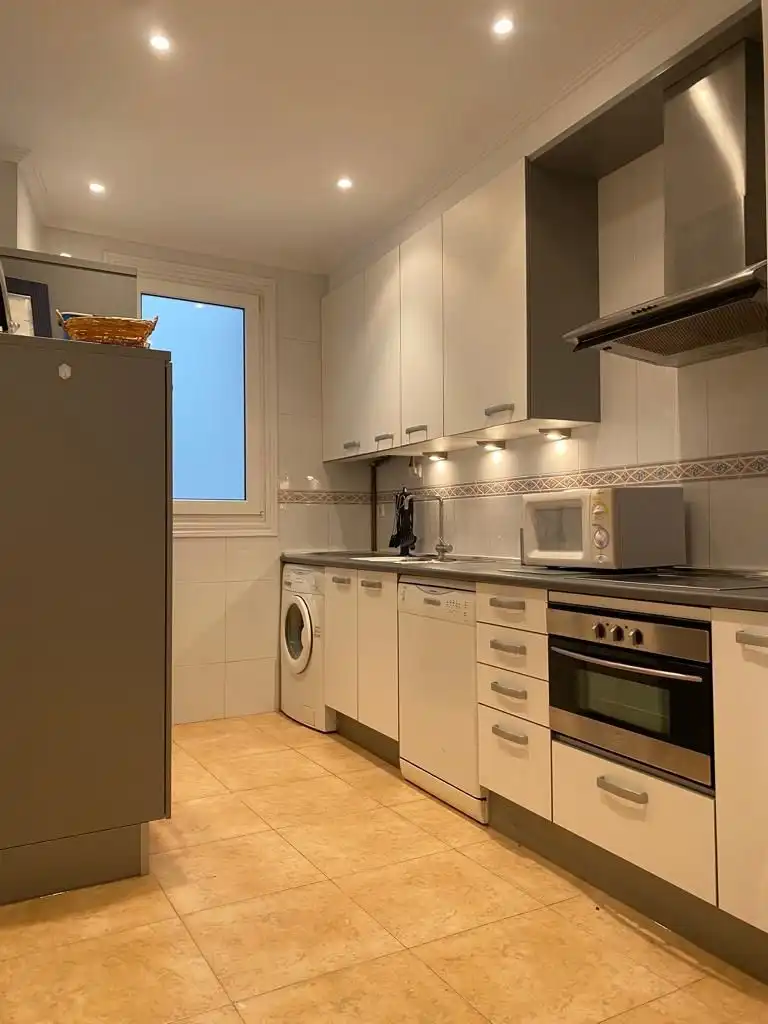 Flat for rent in Constitución Plaza, 145, Parte Vieja