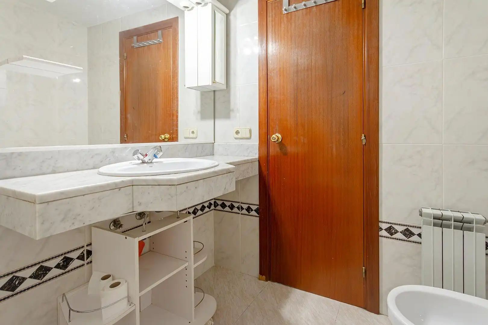 Bathroom of Flat for sale in Viladecans  with Heating, Terrace and Balcony