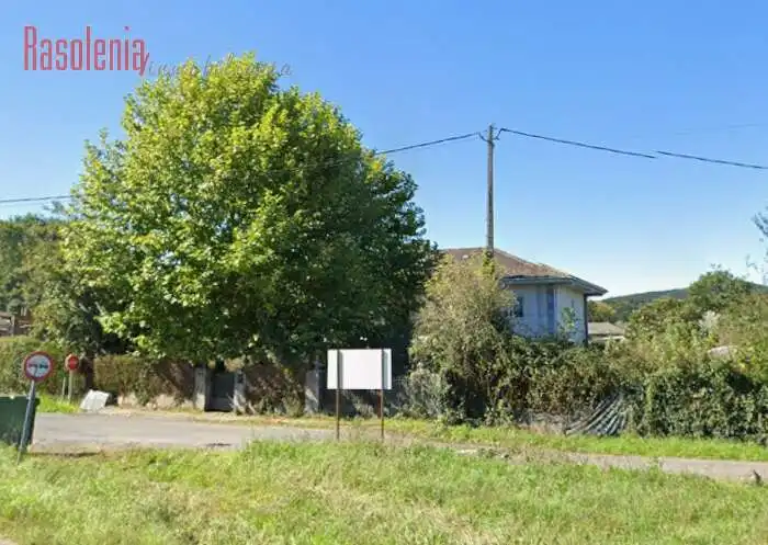 Houses for sale in Sarria  with Heating, Private garden and Storage room