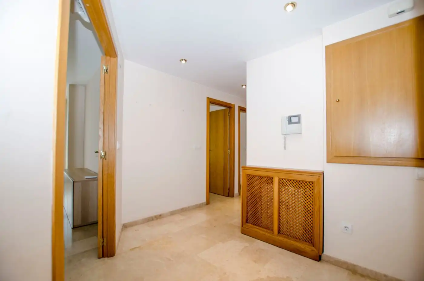 Piso de alquiler en Valencia con Aire acondicionado, Calefacción y Jardín privado