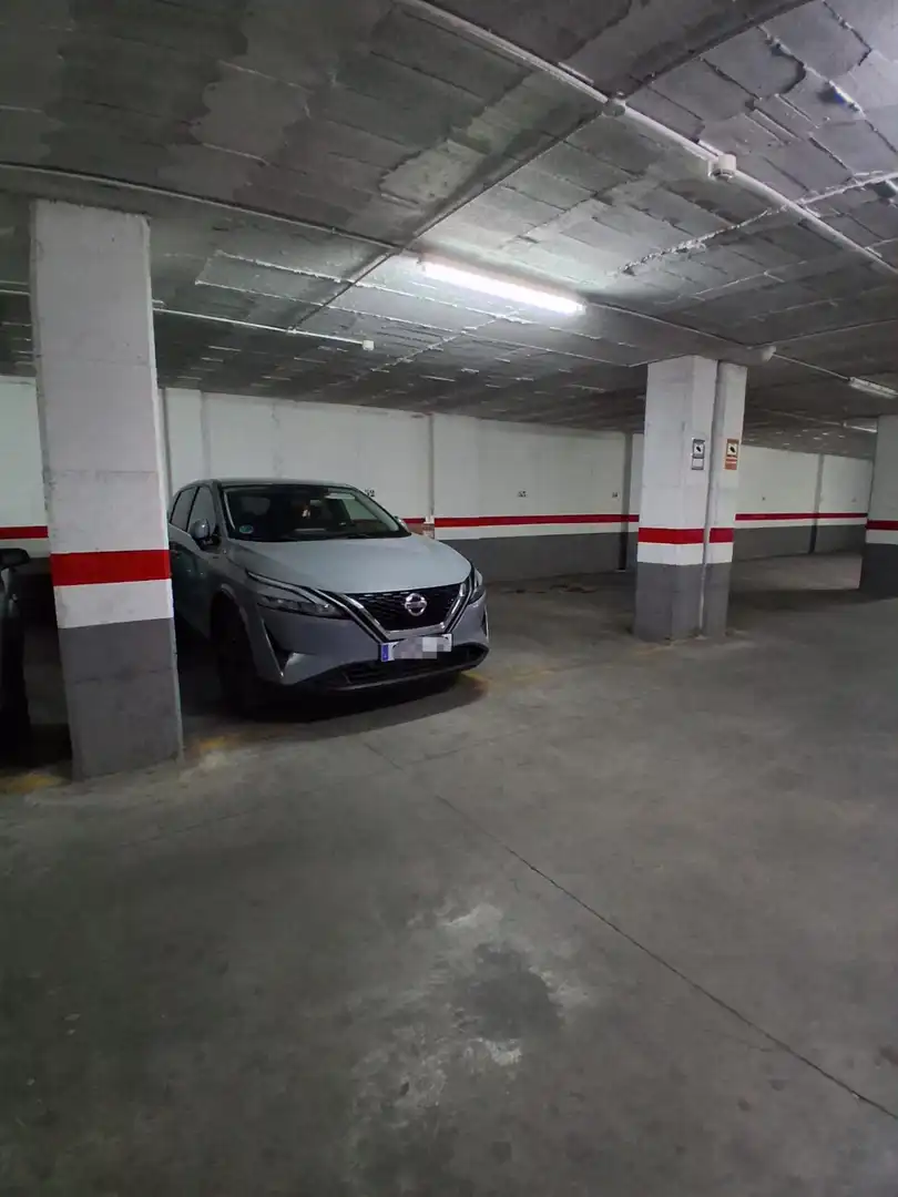 Parking de Apartamento en venta en Albacete con Aire acondicionado, Calefacción y Amueblado
