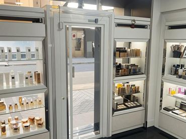 Local comercial en alquiler en Calle de Fernández de los Ríos