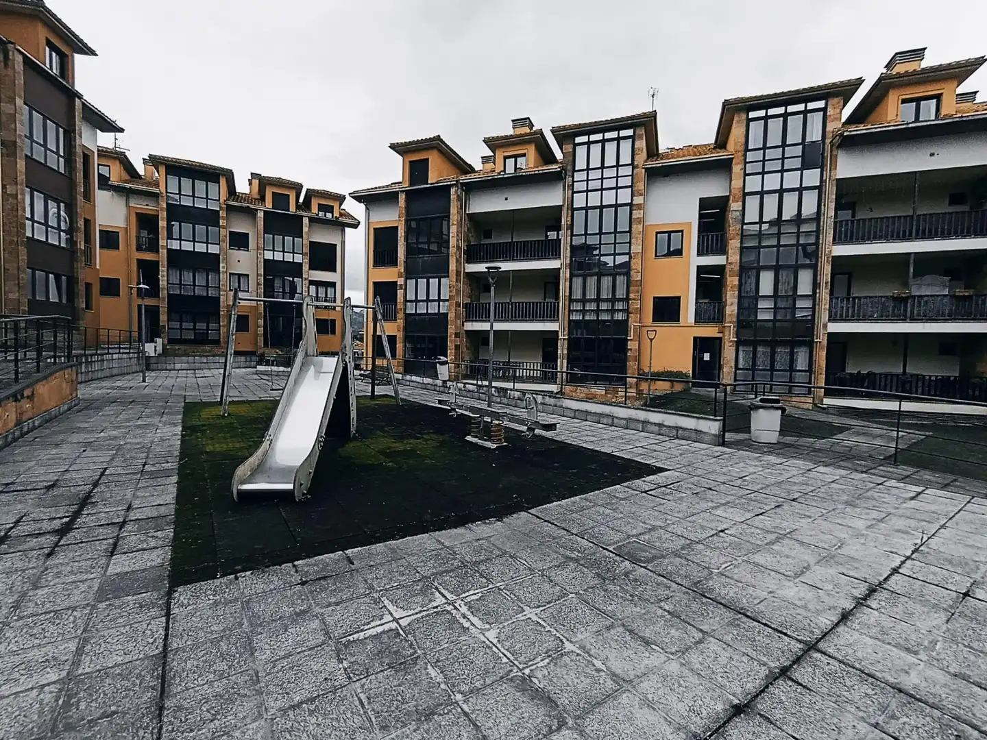 Vista exterior de Piso en venta en Ribadedeva con Calefacción, Trastero y Amueblado