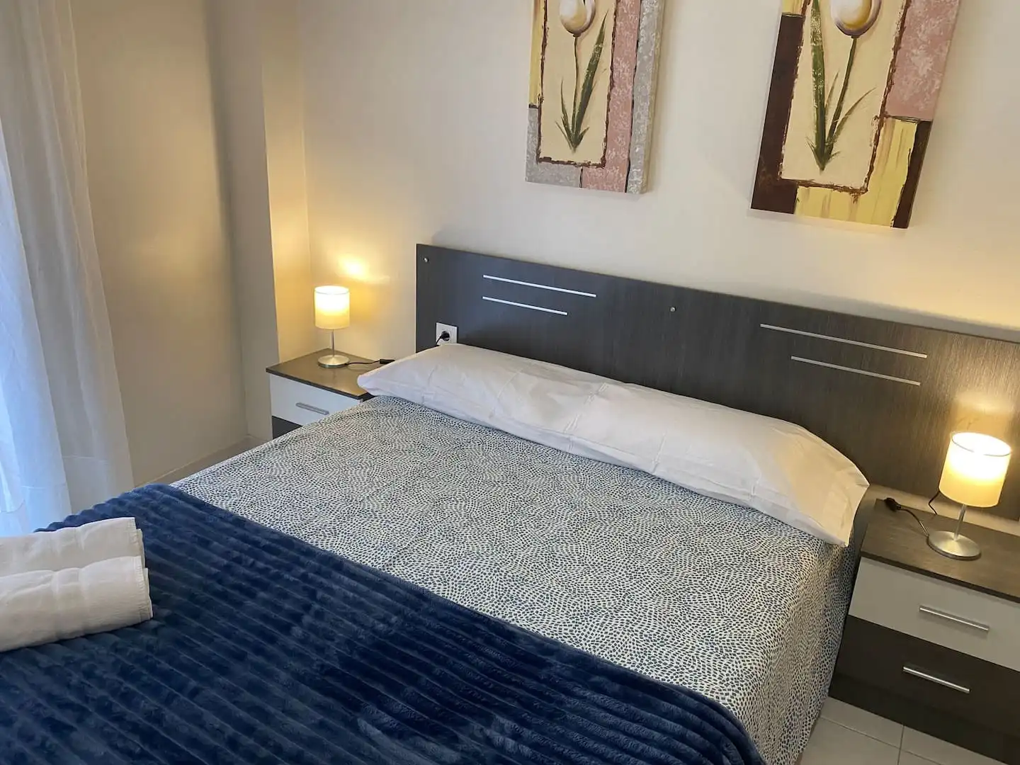 Dormitori de Casa adosada en venda en Calella amb Aire condicionat, Calefacció i Jardí privat