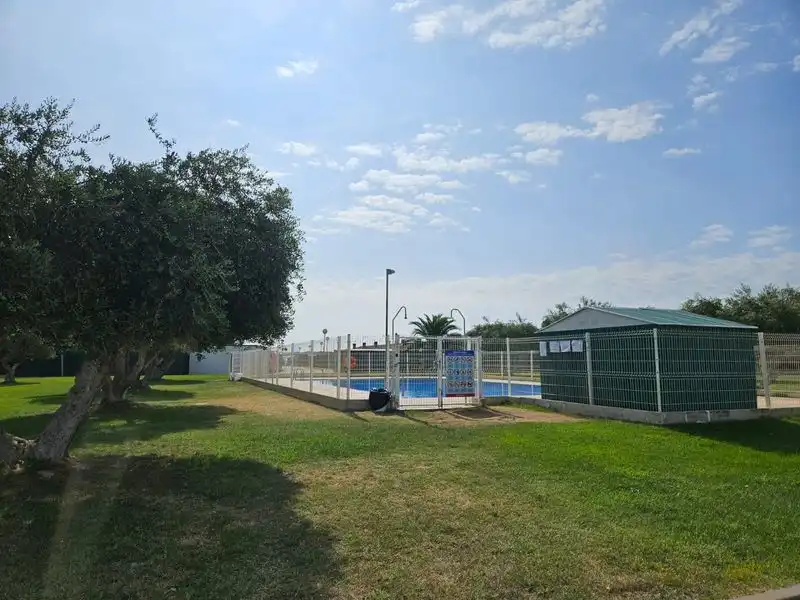 Piscina de Casa adosada en venta en Peralta / Azkoien con Aire acondicionado, Calefacción y Jardín privado