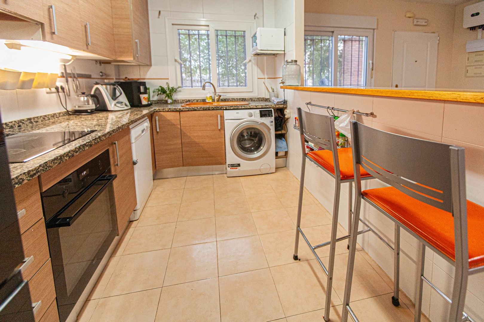 Cuina de Casa o xalet en venda en Mazarrón amb Aire condicionat, Jardí privat i Terrassa