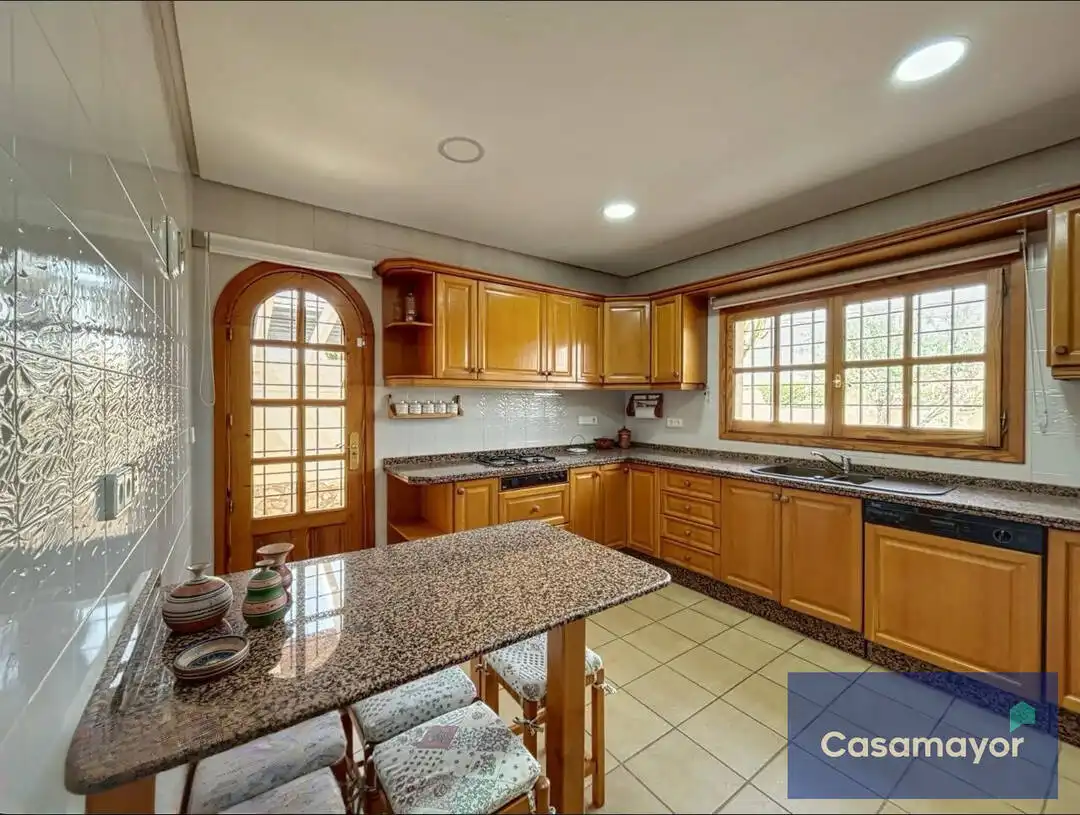 Kitchen of Houses for sale in Mutxamel  with Air Conditioner, Heating and Private garden