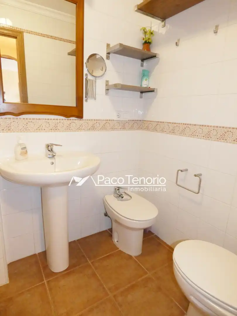 Baño de Piso de alquiler en La Antilla con Terraza, Amueblado y Horno