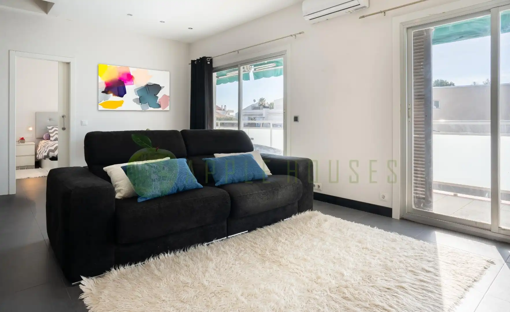 Living room of Attic for sale in Sitges  with Air Conditioner, Heating and Terrace