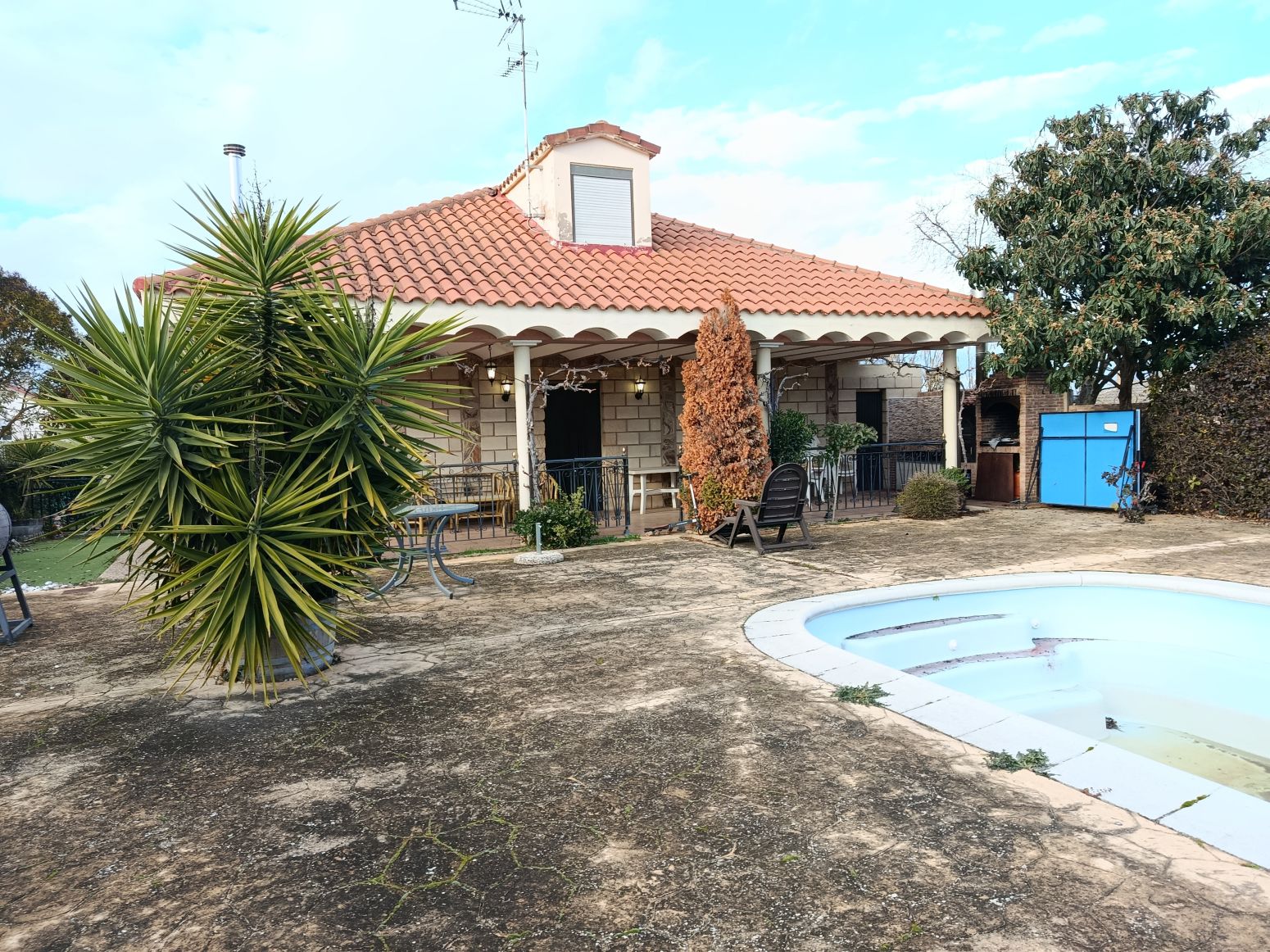 Piscina de Casa o xalet en venda en Entrena amb Calefacció