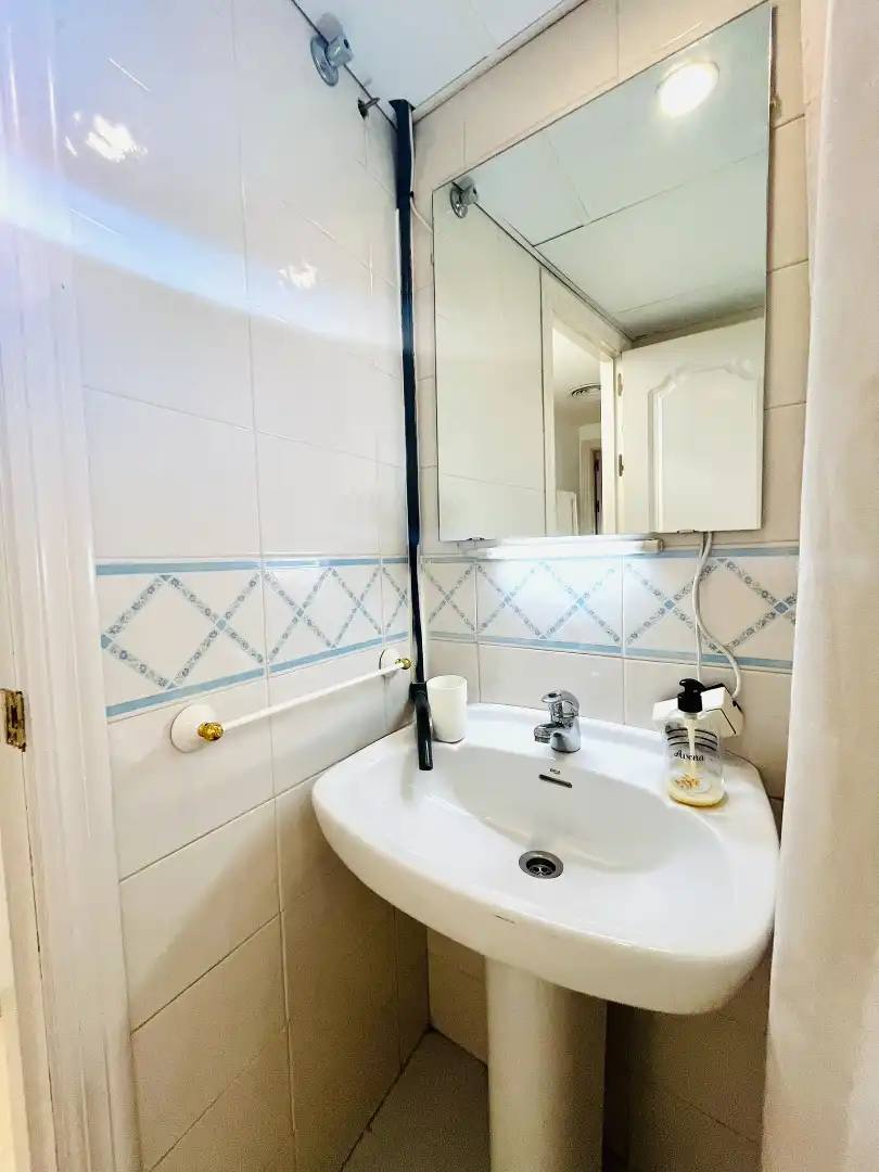 Baño de Piso en venta en Málaga con Aire acondicionado, Calefacción y Amueblado