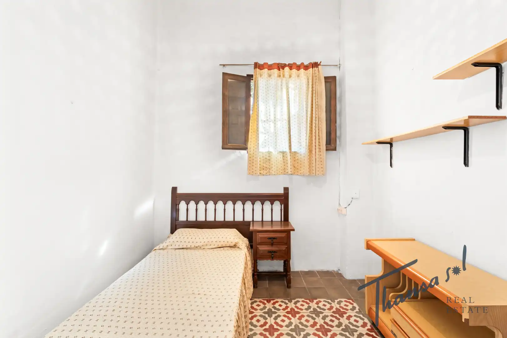 Dormitori de Casa adosada en venda en Alicante / Alacant amb Aire condicionat, Jardí privat i Terrassa