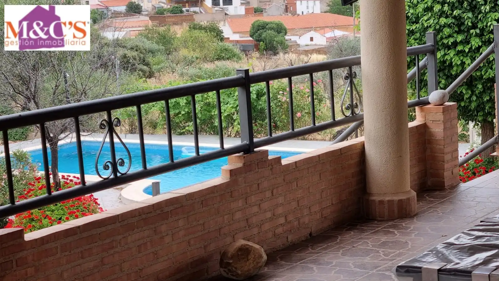 Swimming pool of Houses for sale in Hinojosas de Calatrava  with Air Conditioner, Heating and Private garden