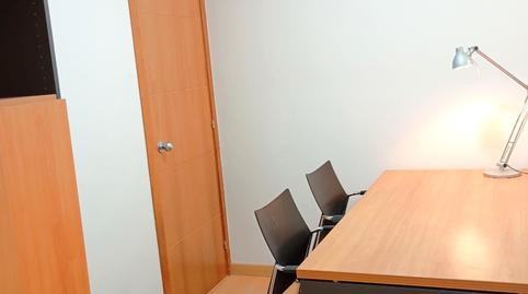 Photo 5 of Office to rent in Carrer de la Independència, El Camp de l'Arpa del Clot, Barcelona