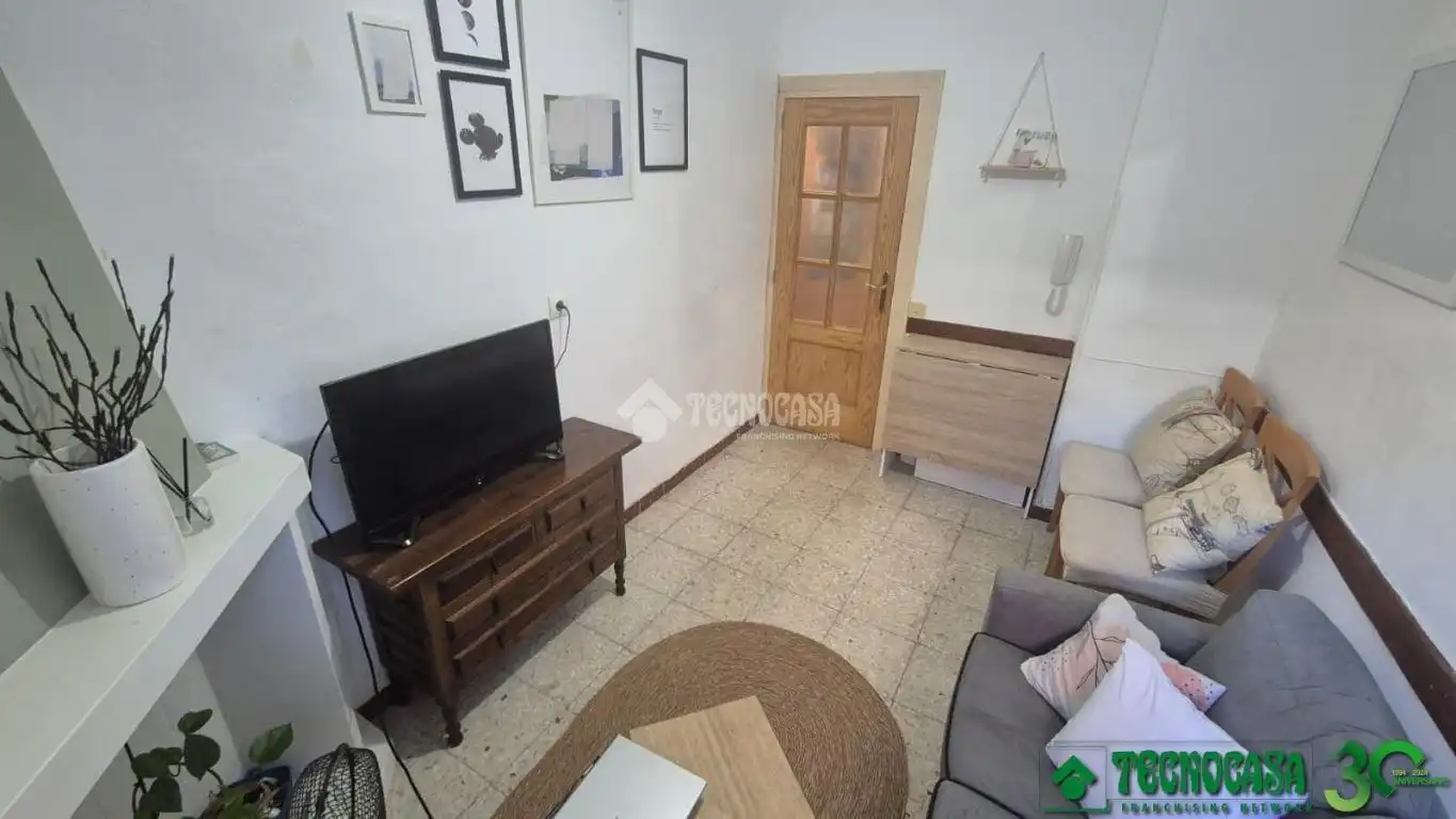 Sala d'estar de Casa adosada en venda en Arenas de San Pedro
