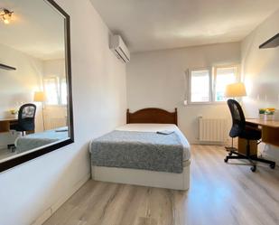 Bedroom of Flat to share in  Madrid Capital  with Heating, Furnished and Oven