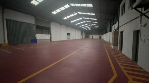 2 Naves contiguas de 2694m2 en total en Nules, muelle de carga