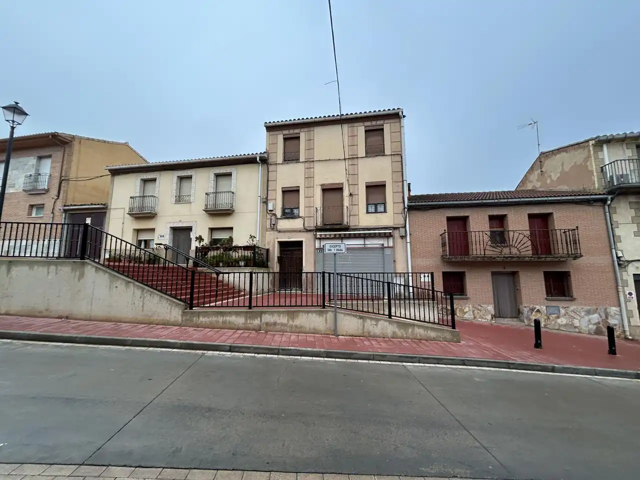 Vista exterior de Casa o chalet en venta en Milagro con Aire acondicionado, Calefacción y Parquet