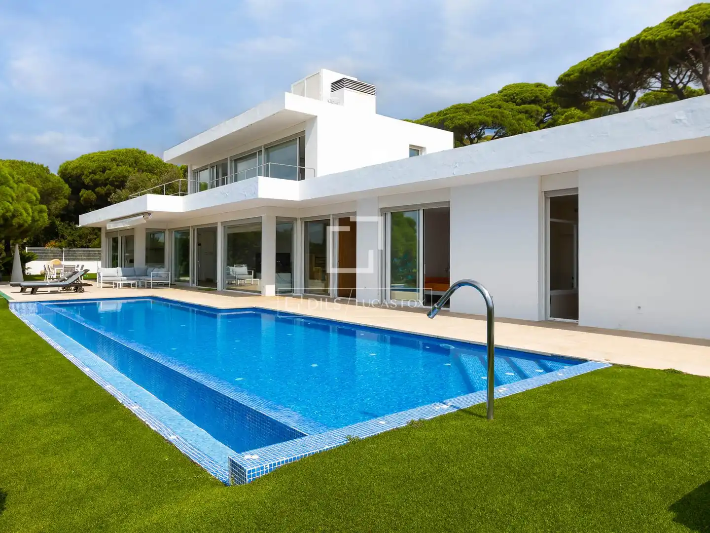 Detached house with pool for sale in Supermaresme, imagen 2