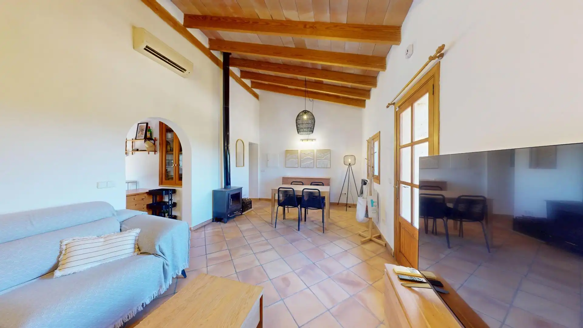 Living room of Country homes for rent in Costitx  with Air Conditioner, Heating and Private garden