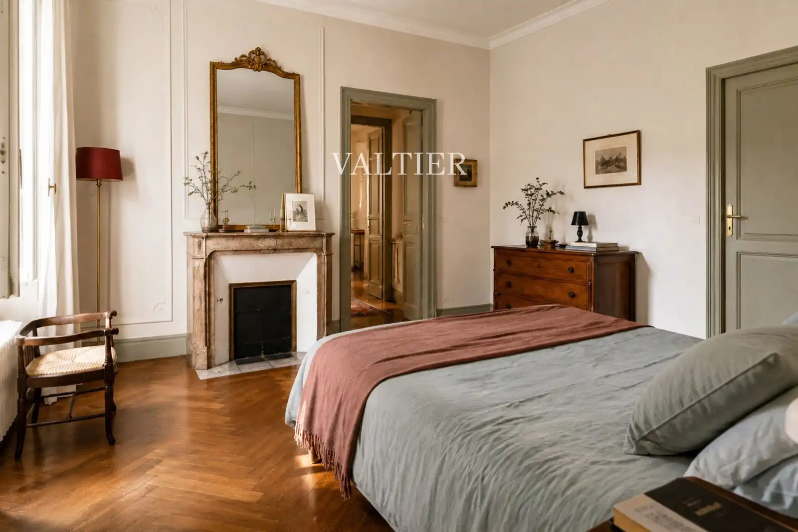 Flat for rent in Felipe IV, Jerónimos