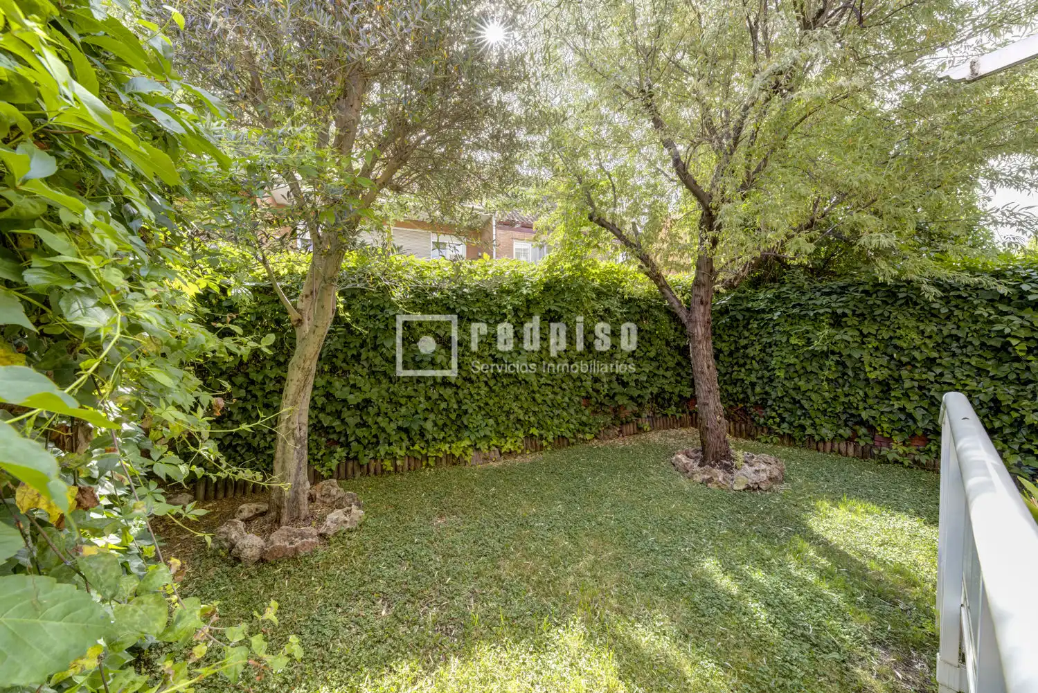 Garden of Houses for sale in Pozuelo de Alarcón  with Air Conditioner, Heating and Private garden