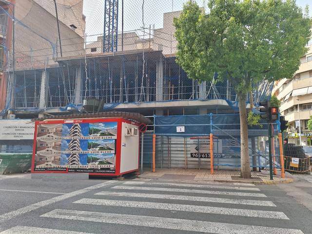 Local comercial en Alquiler en Pont Nou - Corazón de Jesús
