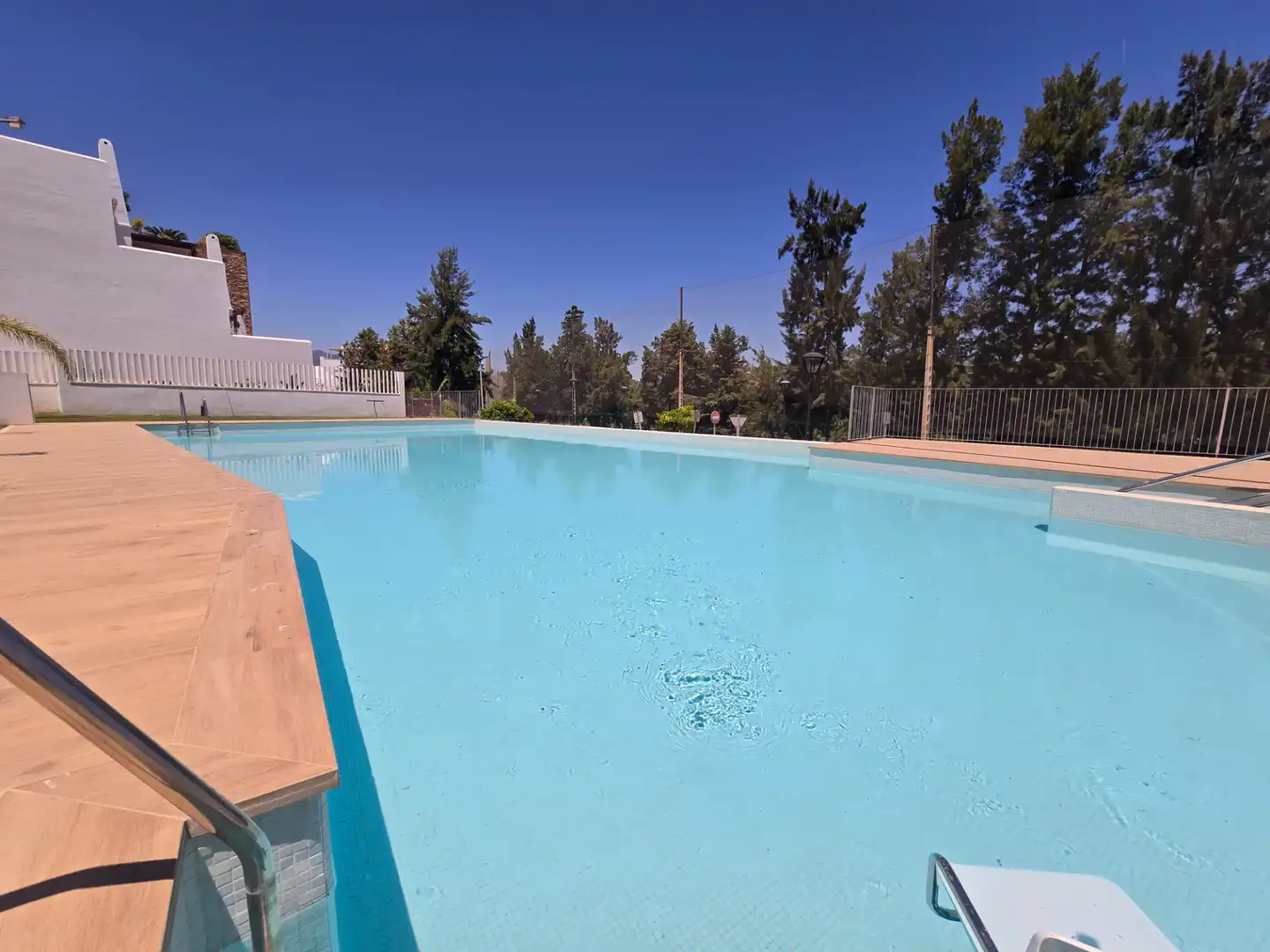 Swimming pool of Flat for sale in Mijas  with Air Conditioner, Heating and Terrace