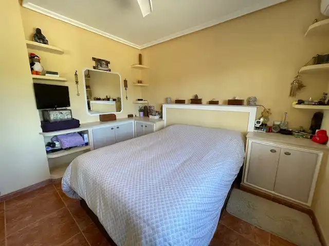 Dormitori de Casa o xalet en venda en Alicante / Alacant amb Aire condicionat, Calefacció i Jardí privat
