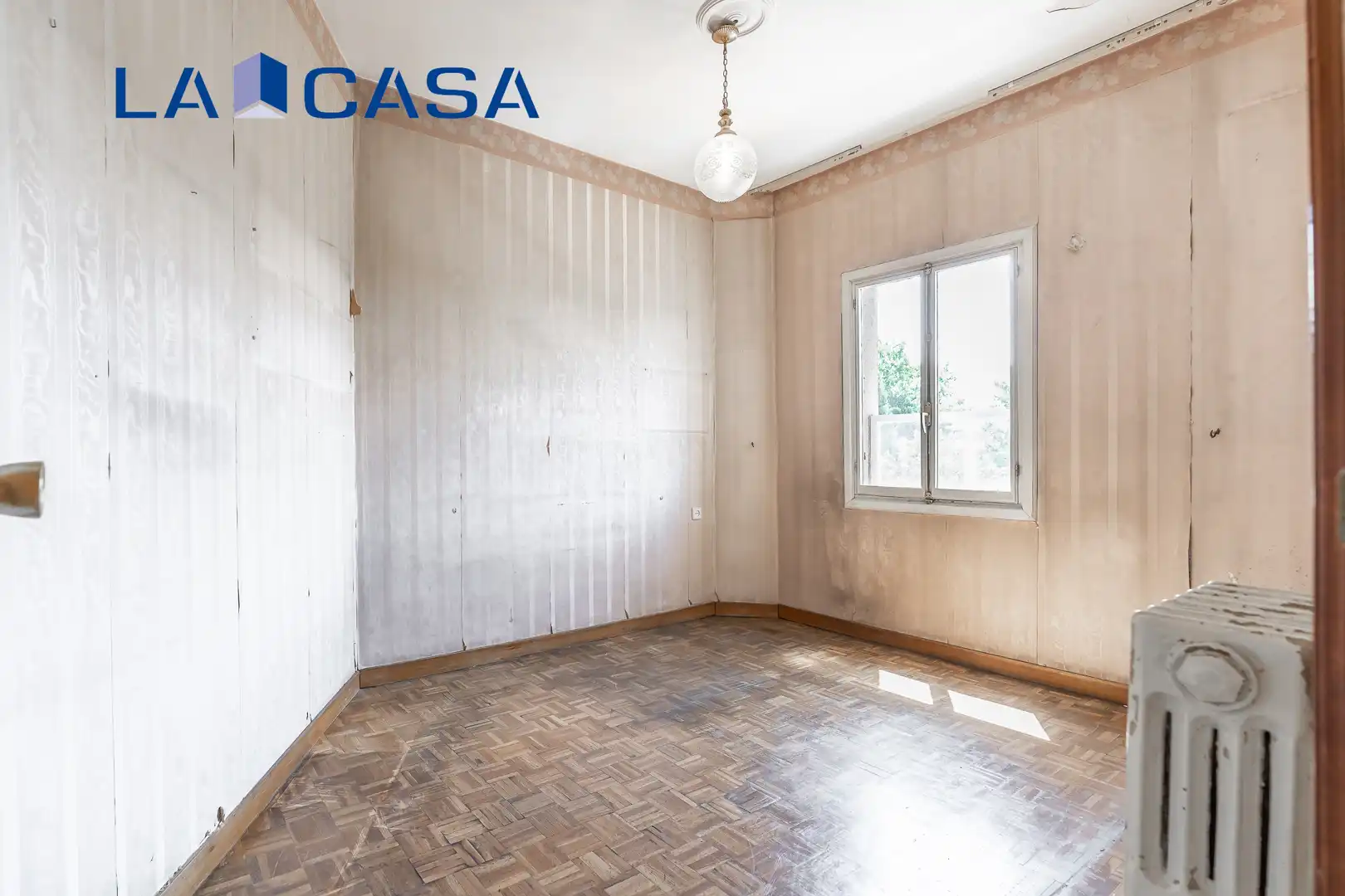 Piso en venta en Madrid con Calefacción, Terraza y Trastero