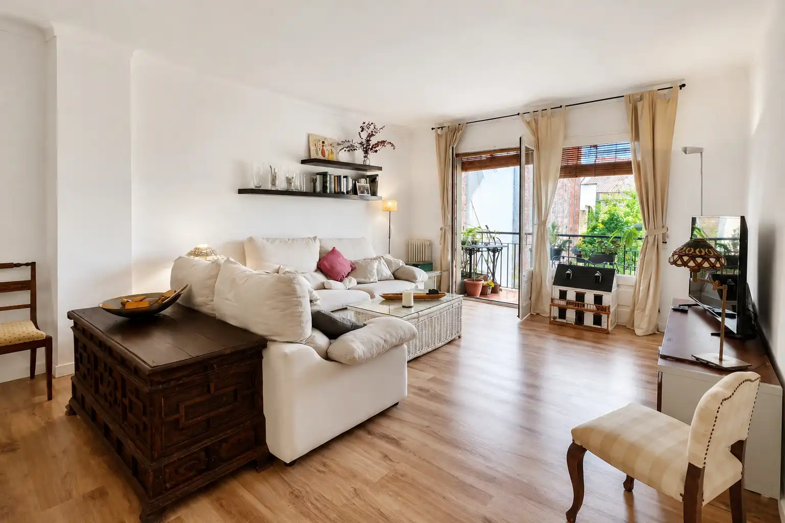 Wohnzimmer von Wohnung zum Verkauf in Figueres mit Heizung, Parkett und Terrasse