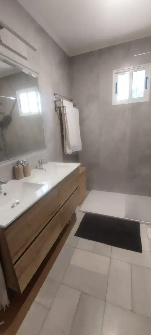 Bathroom of Houses for sale in Sevilla  with Air Conditioner and Balcony