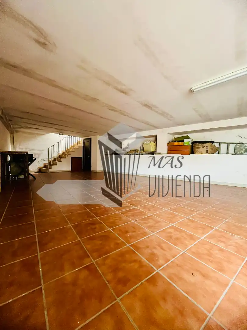 Houses for sale in Algeciras  with Furnished