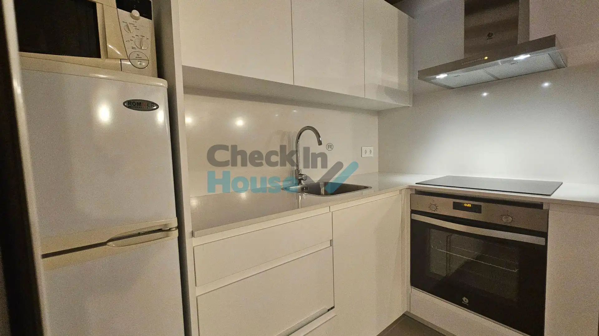 Cocina de Estudio de alquiler en Sant Feliu de Guíxols