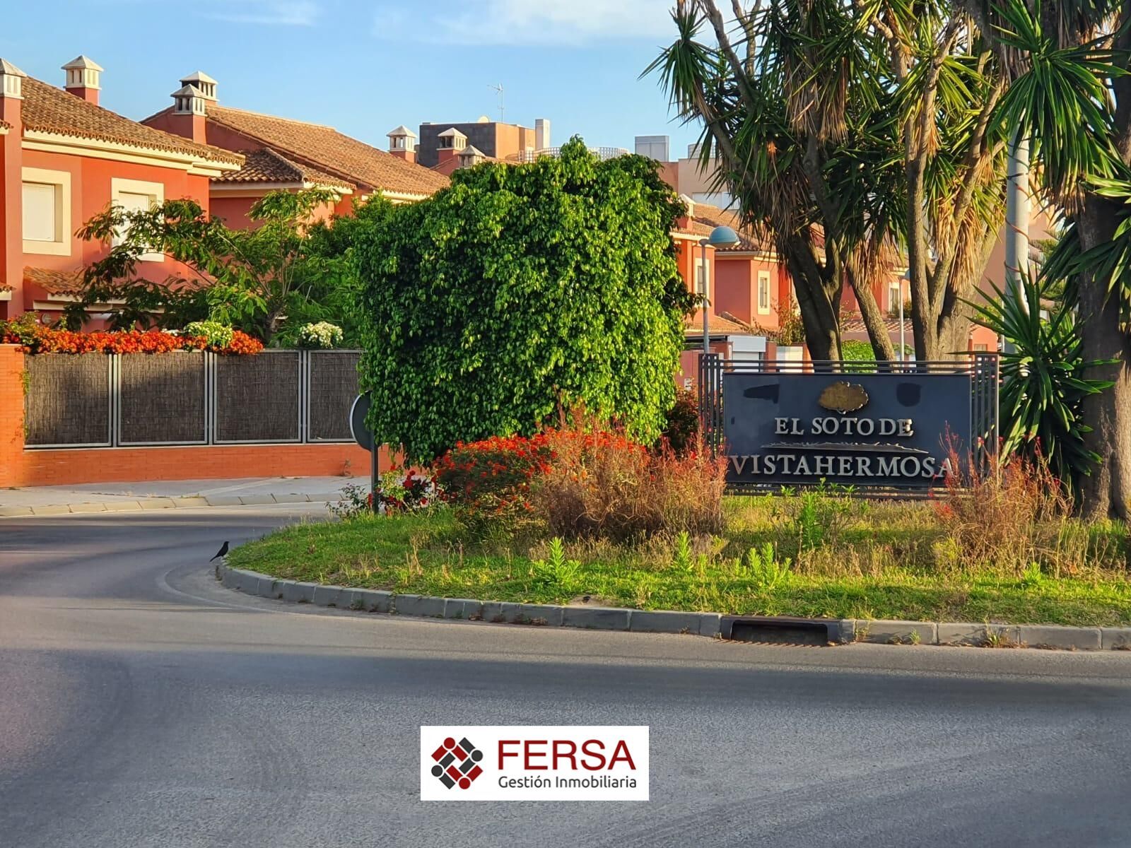 Single-family semi-detached for sale in Soto de Vistahermosa