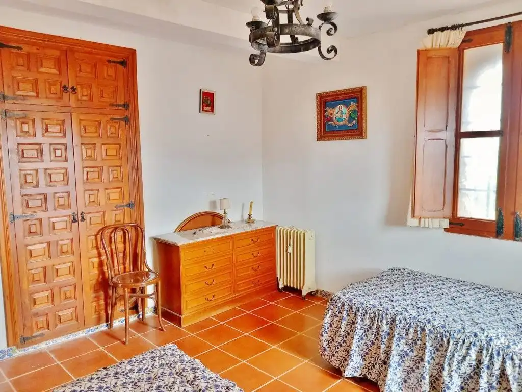 Habitación de Casa o chalet en venta en Alpuente con Calefacción, Terraza y Horno