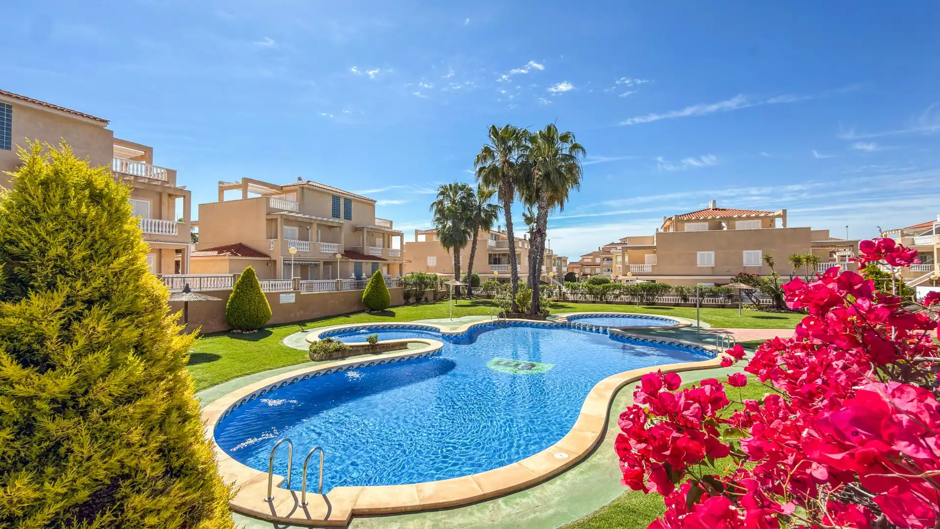 Ground floor with pool for sale in Orihuela Costa, imagen 4