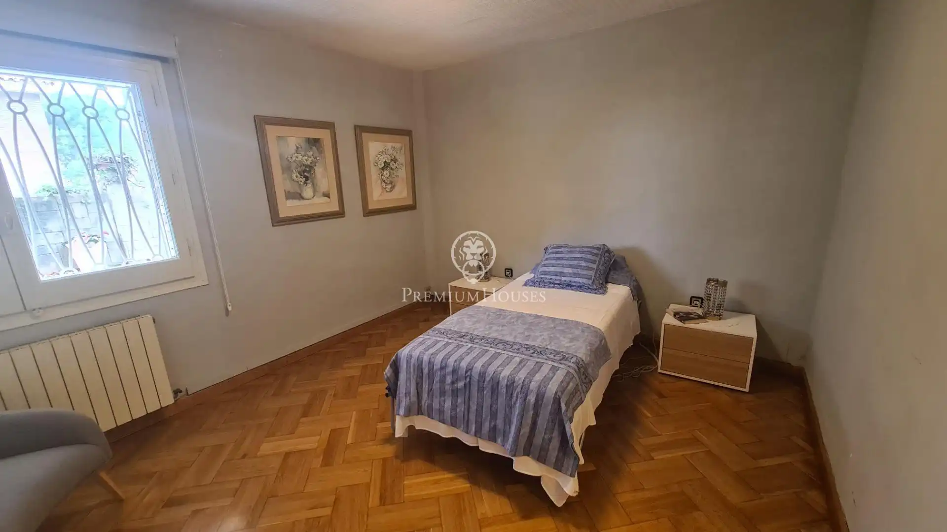 Habitación de Planta baja en venta en Barcelona con Calefacción y Terraza