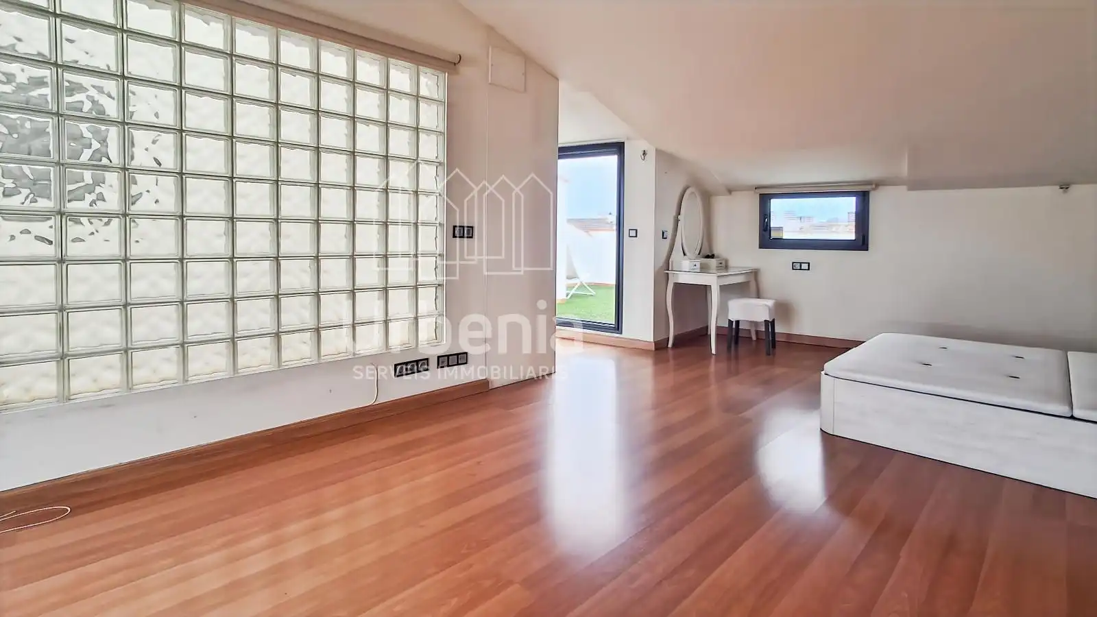 Sala de estar de Dúplex en venta en Tordera con Aire acondicionado, Calefacción y Terraza