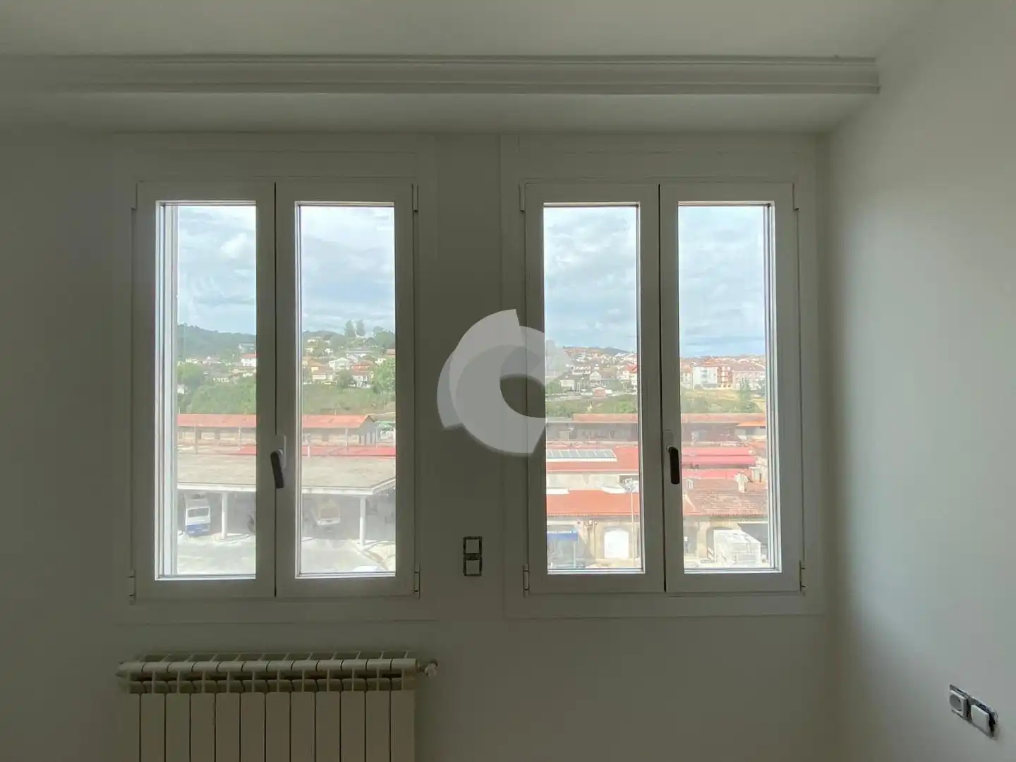 Habitación de Piso en venta en Ourense Capital  con Calefacción