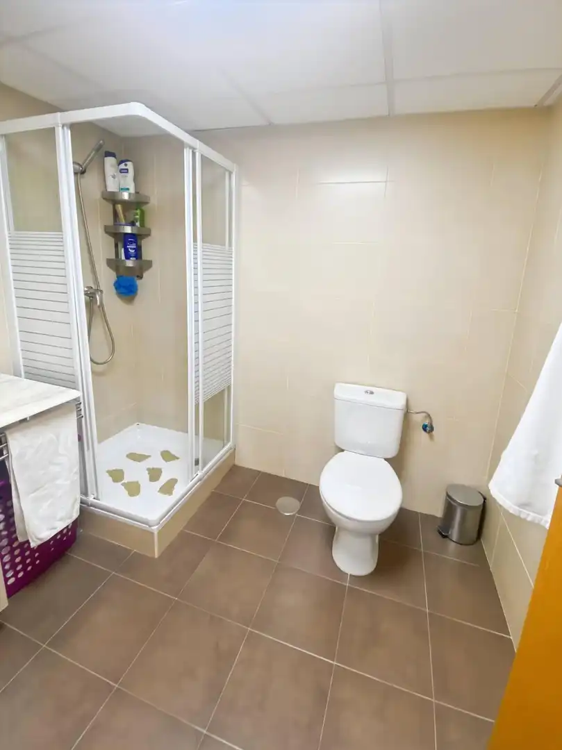 Bathroom of Flat for sale in Cáceres  with Storage room and Furnished