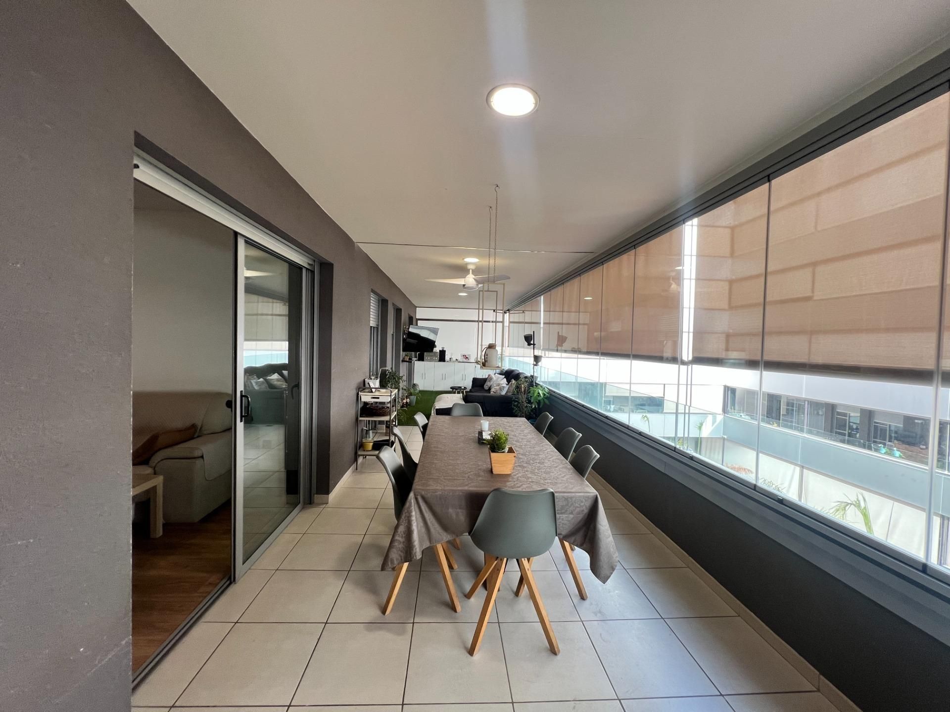 Terraza de Piso en venta en Elche / Elx con Aire acondicionado, Calefacción y Jardín privado